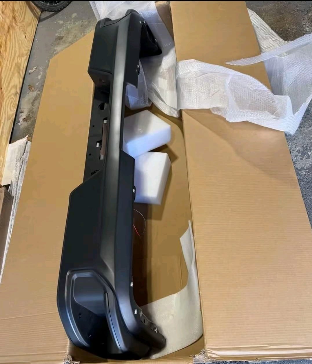 Chevrolet Silverado Front and Rear Bumpers Chevrolet Silverado Front and Rear Bumpers